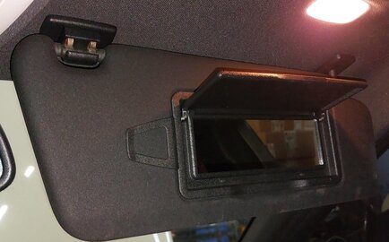 Thumbnail 2: 2008-2014 MERCEDES BENZ C-CLASS (W204) FRONT LEFT & RIGHT SUNVISOR SET (BLACK)