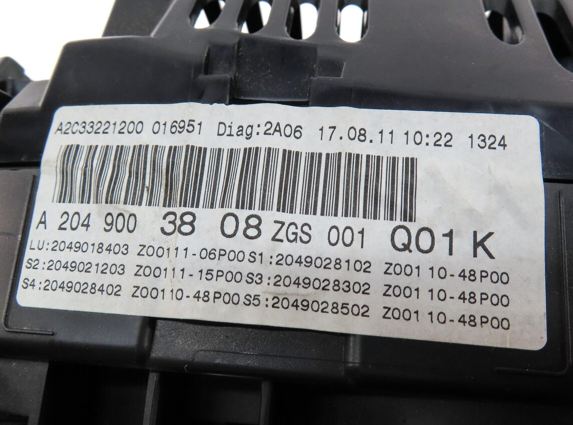 Thumbnail 5: 2012 MERCEDES C250 C300 C350 (C204 W204) SPEEDOMETER GAUGE CLUSTER (81k MILES)