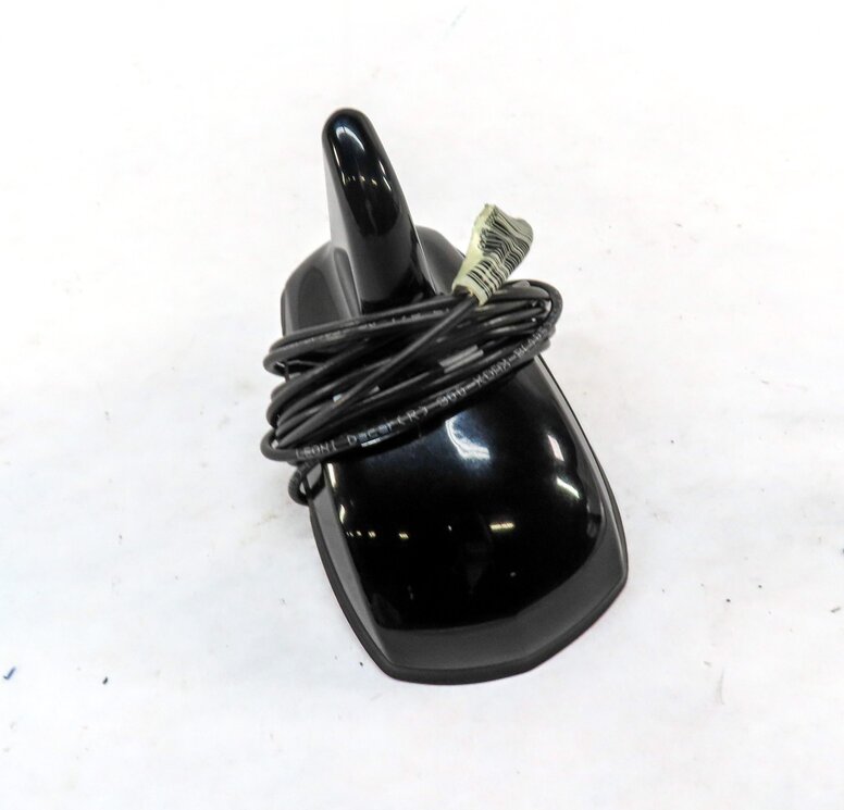 2008-2012 MB C350 C300 C63 C250 (W204) RADIO STEREO SHARK FIN ANTENNA (BLACK)