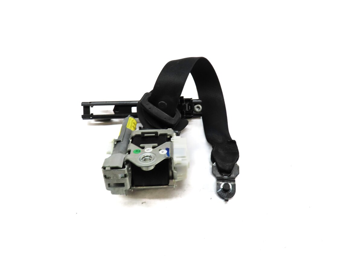 Thumbnail 3: 12-14 MERCEDES C-CLASS W204 SEDAN FRONT LEFT DRIVER SEATBELT RETRACTOR (BLACK)
