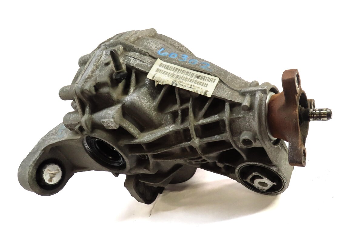 Thumbnail 2: 2010-2016 PORSCHE PANAMERA (970 G1) 3.0L / 4.8L - REAR DIFFERENTIAL GEAR CARRIER