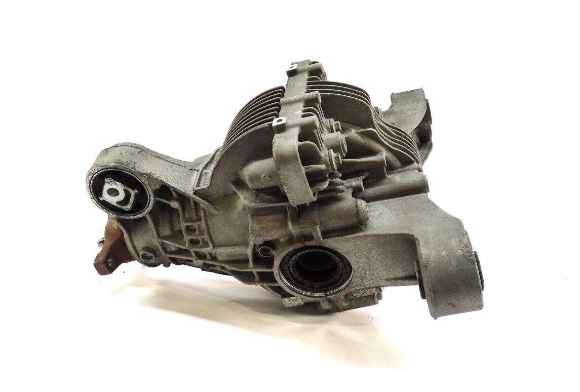 Thumbnail 5: 2010-2016 PORSCHE PANAMERA (970 G1) 3.0L / 4.8L - REAR DIFFERENTIAL GEAR CARRIER