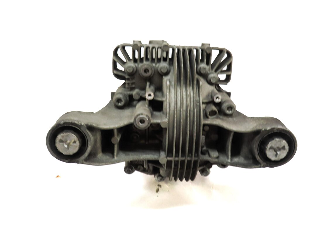 Thumbnail 6: 2010-2016 PORSCHE PANAMERA (970 G1) 3.0L / 4.8L - REAR DIFFERENTIAL GEAR CARRIER