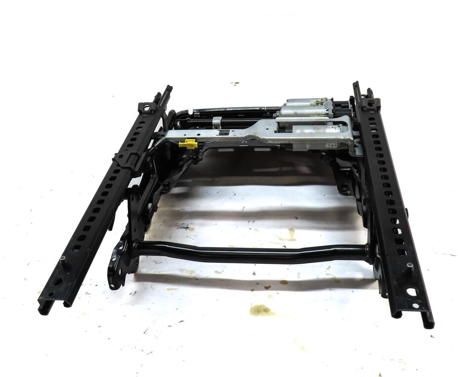 Thumbnail 7: 10-16 PORSCHE PANAMERA (970 G1) LEFT FRONT DRIVER MEMORY SEAT TRACK w/ MOTORS