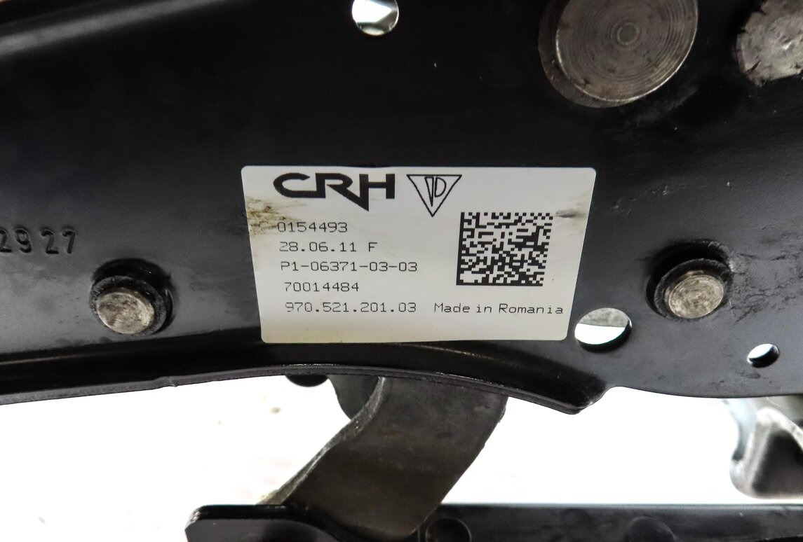Thumbnail 9: 10-16 PORSCHE PANAMERA (970 G1) LEFT FRONT DRIVER MEMORY SEAT TRACK w/ MOTORS