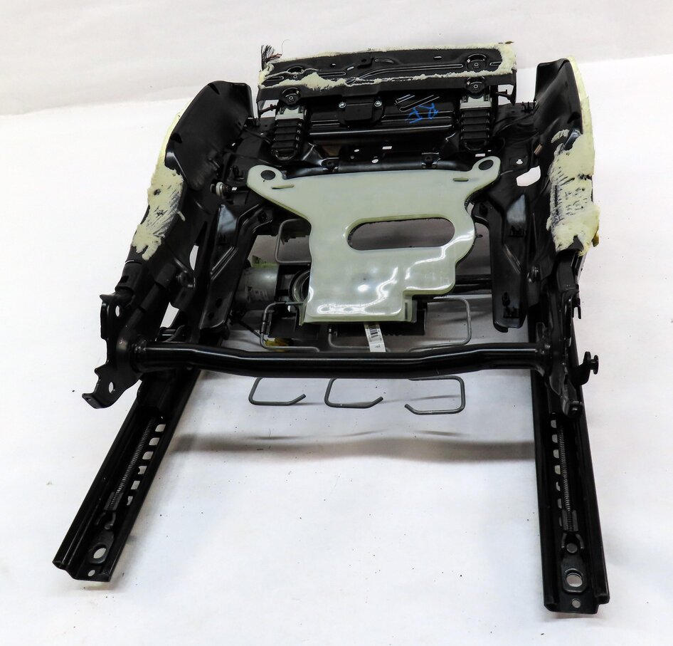 Thumbnail 3: 2010-2016 PORSCHE PANAMERA (970 G1) RIGHT PASSENGER MEMORY SEAT TRACK w/ MOTORS