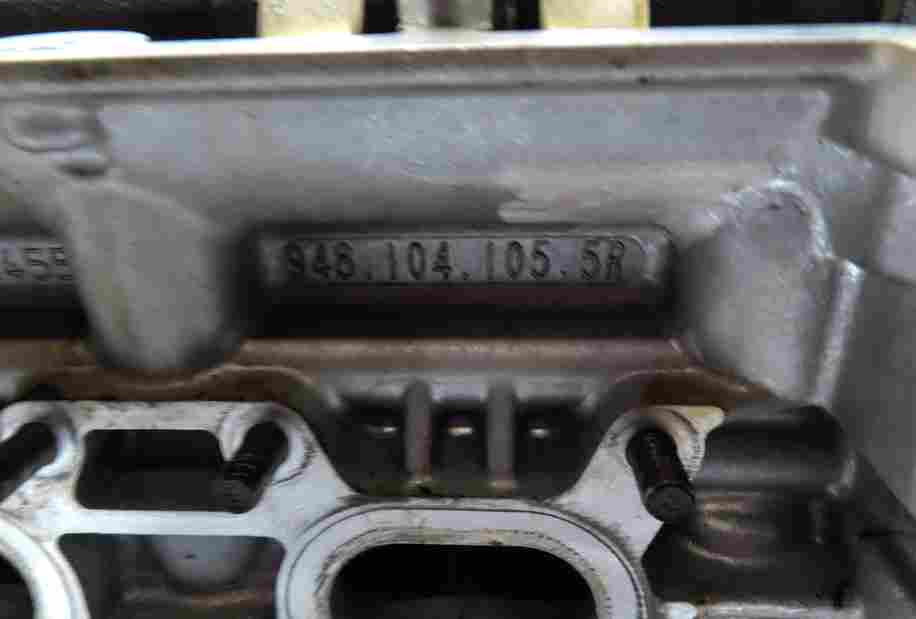 Thumbnail 9: 10-13 PORSCHE PANAMERA (970 G1) 4.8L M48.20 *NON-TURBO* RWD RIGHT CYLINDER HEAD