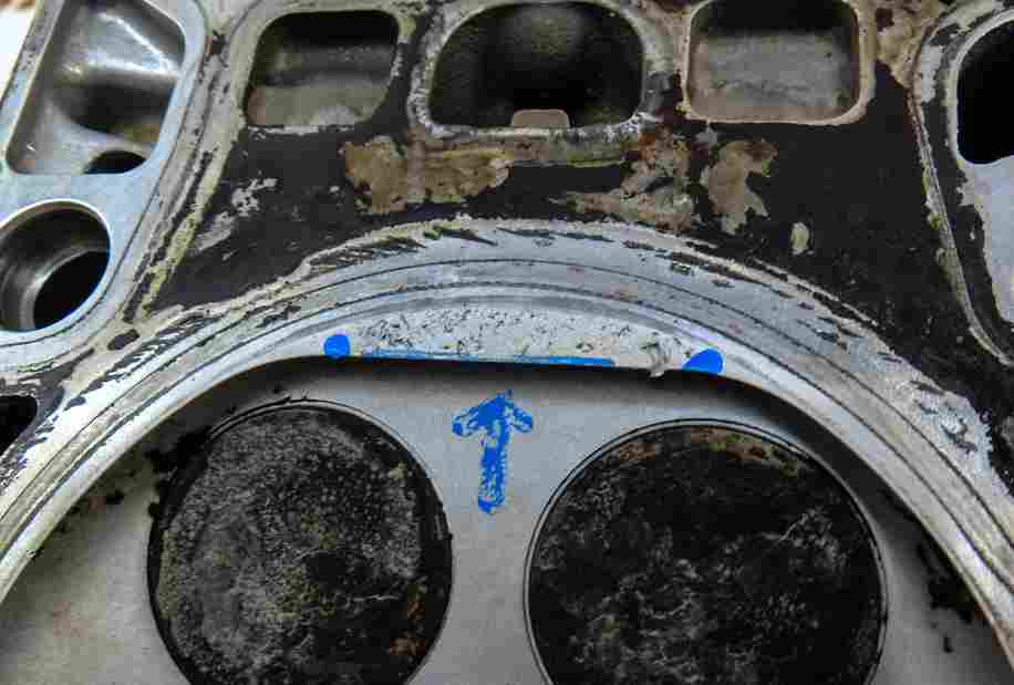 Thumbnail 9: 10-13 PORSCHE PANAMERA (970 G1) 4.8L M48.20 *NON-TURBO* RWD LEFT CYLINDER HEAD