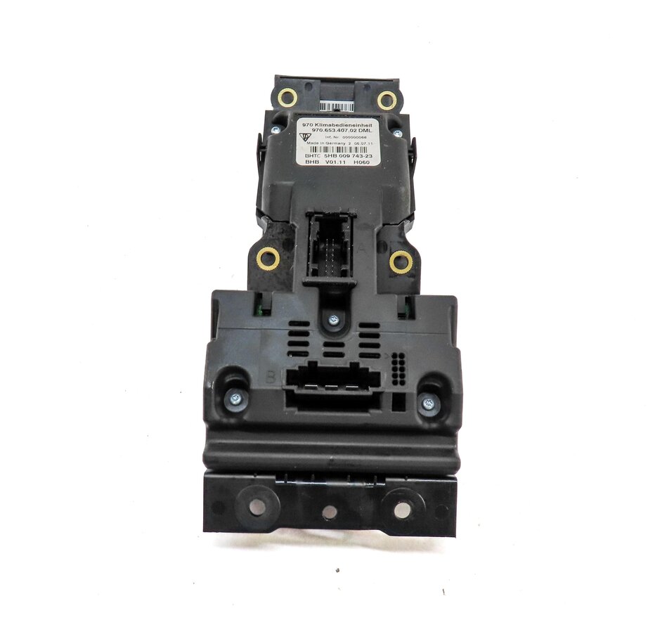 Thumbnail 6: 2012 PORSCHE PANAMERA 970 G1 REAR CENTER CONSOLE HEATED SEAT SWITCH BUTTON PANEL