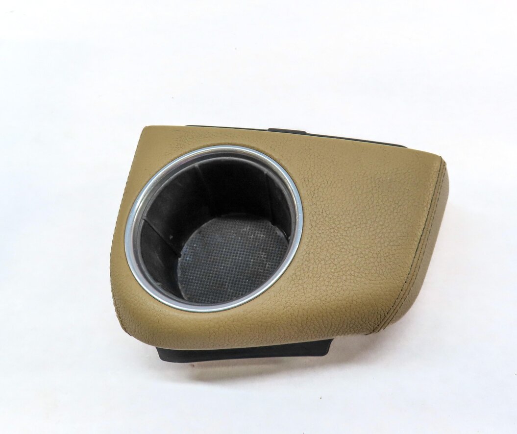 Thumbnail 3: 2012 PORSCHE PANAMERA (970 G1) FRONT CENTER CONSOLE CUP HOLDER (LUXOR BEIGE)