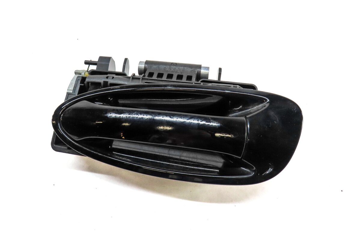 Thumbnail 2: 2010-2016 PORSCHE PANAMERA (970 G1) LEFT REAR EXTERIOR DOOR HANDLE (BLACK A1)