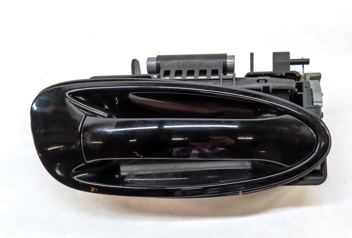 Thumbnail 2: 2010-2016 PORSCHE PANAMERA (970 G1) RIGHT FRONT EXTERIOR DOOR HANDLE (BLACK A1)