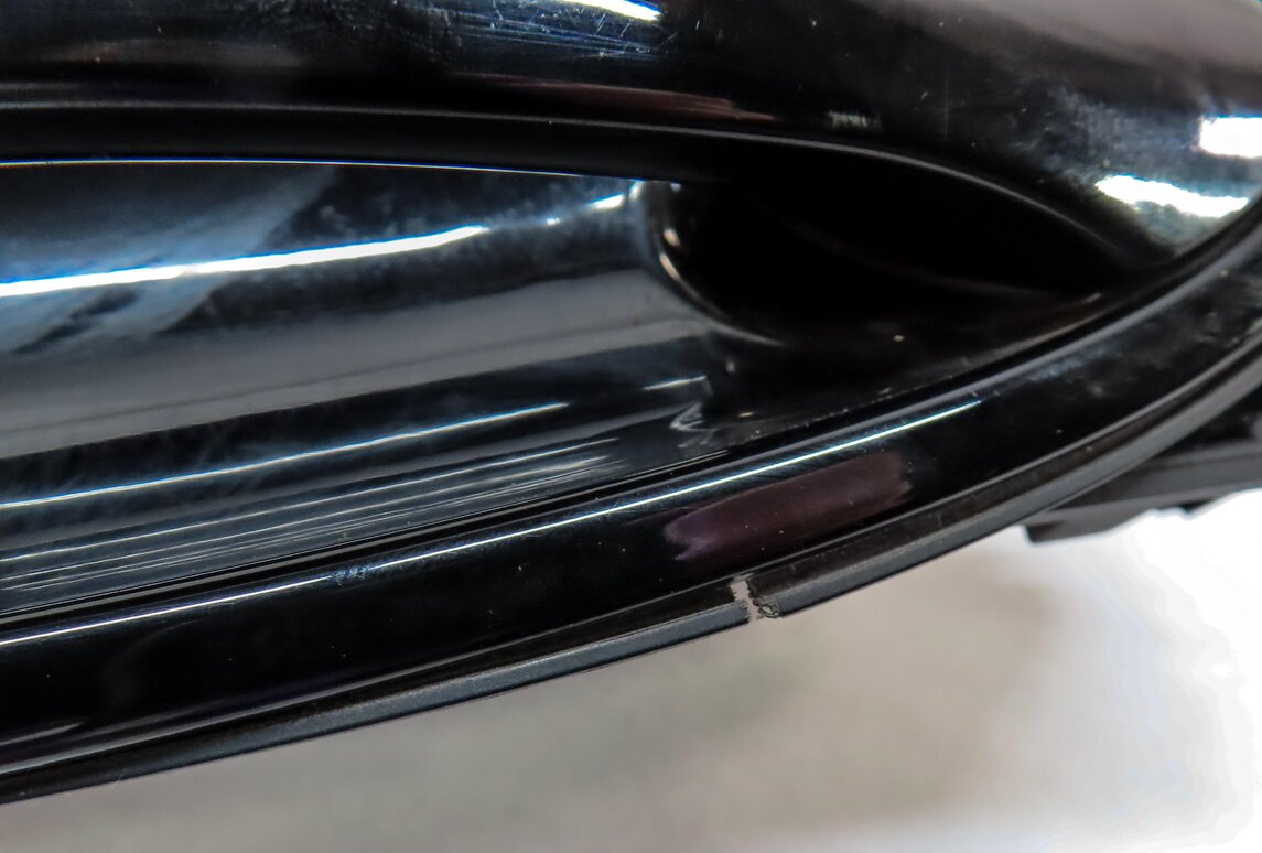 Thumbnail 5: 2010-2016 PORSCHE PANAMERA (970 G1) RIGHT FRONT EXTERIOR DOOR HANDLE (BLACK A1)