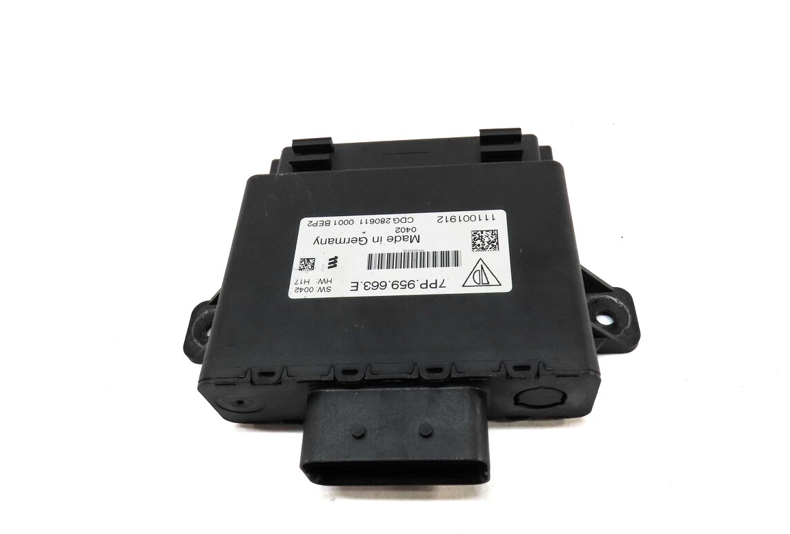 Thumbnail 2: 2012 PORSCHE PANAMERA (970 G1) VOLTAGE CONVERTER CONTROL MODULE 7PP959663E