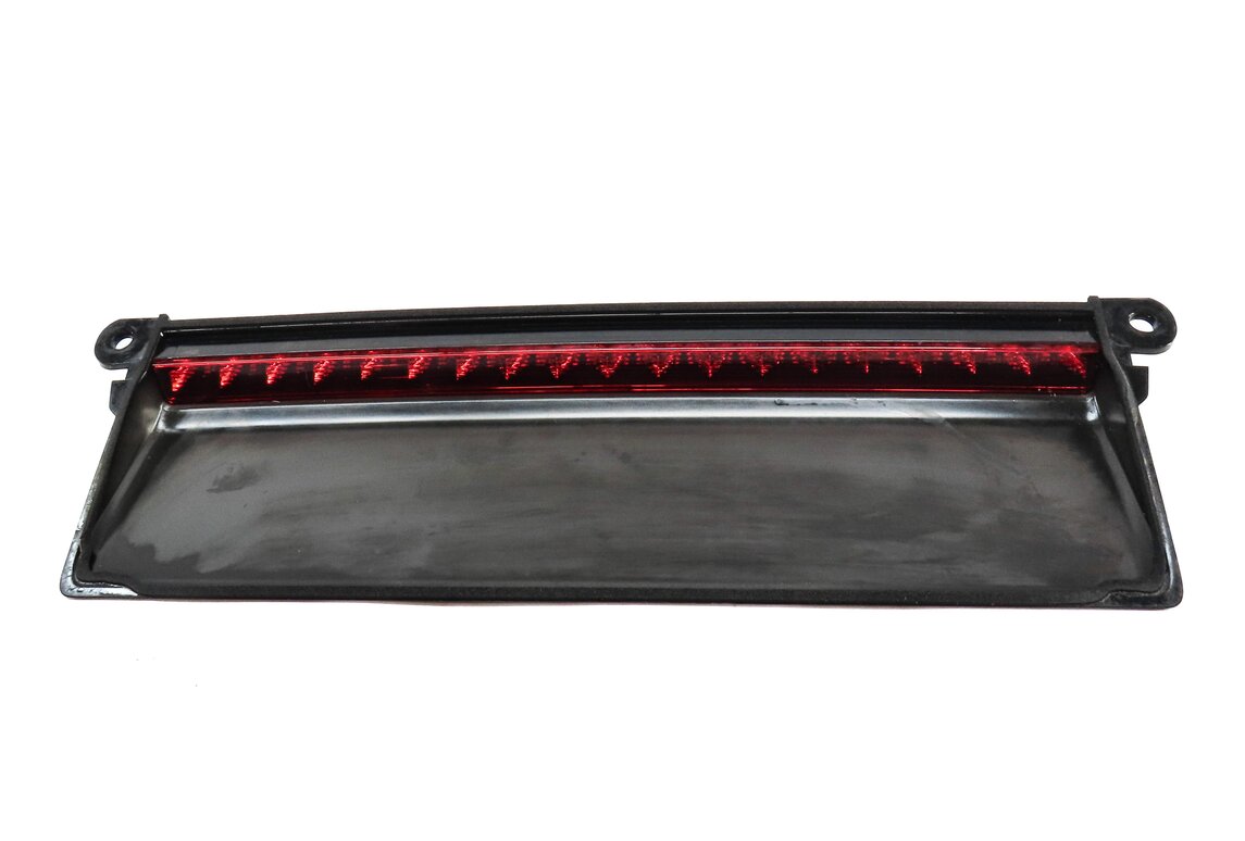 Thumbnail 2: 2012 PORSCHE PANAMERA (970 G1) REAR UPPER CENTER 3RD THIRD BRAKE LIGHT