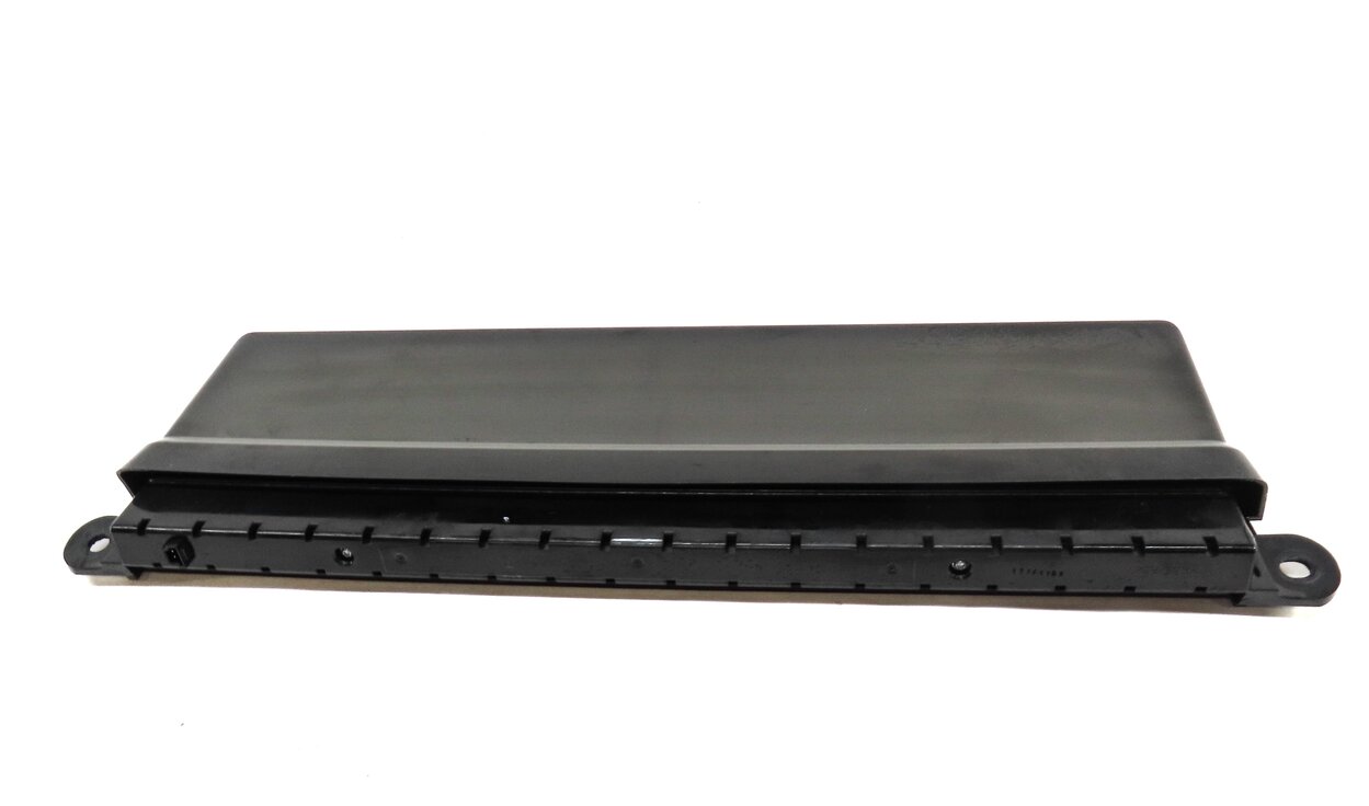 Thumbnail 4: 2012 PORSCHE PANAMERA (970 G1) REAR UPPER CENTER 3RD THIRD BRAKE LIGHT