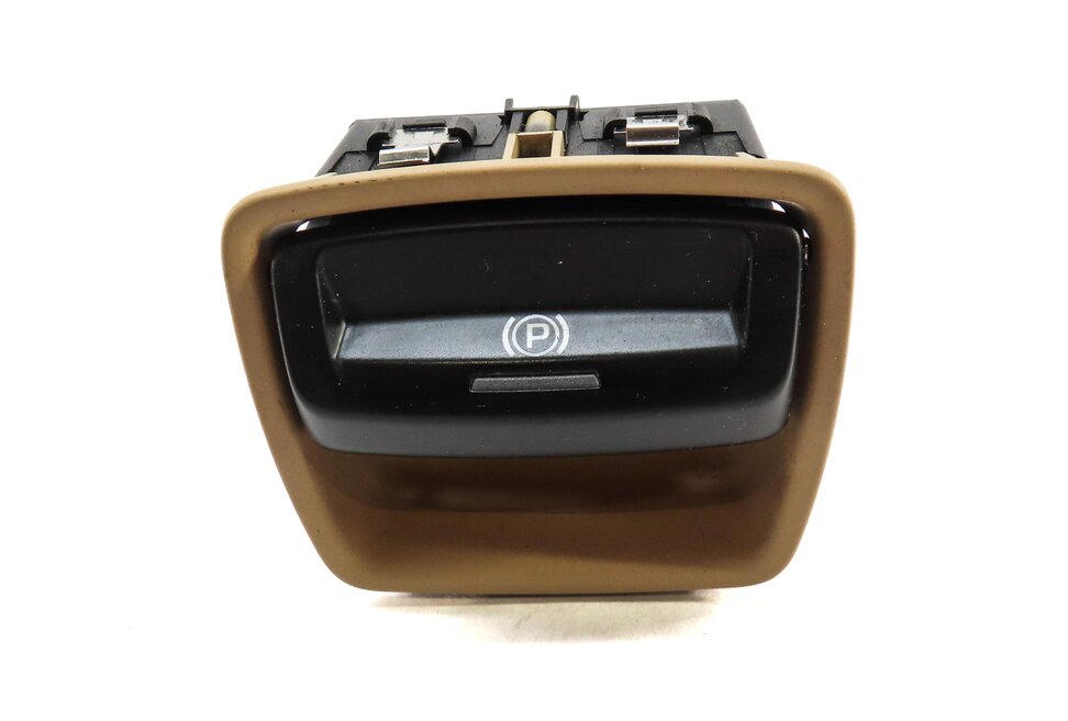 Thumbnail 2: 2012 PORSCHE PANAMERA (970 G1) EMERGENCY HILL PARKING E-BRAKE SWITCH (BEIGE)