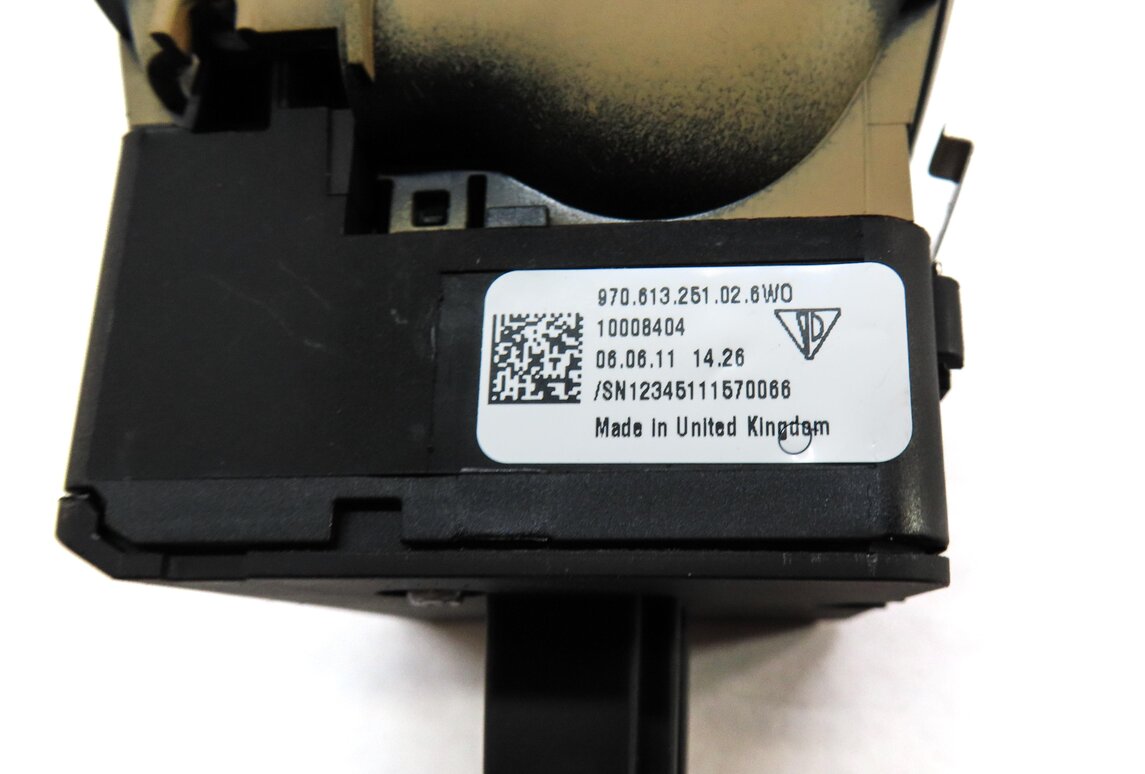 Thumbnail 4: 2012 PORSCHE PANAMERA (970 G1) EMERGENCY HILL PARKING E-BRAKE SWITCH (BEIGE)