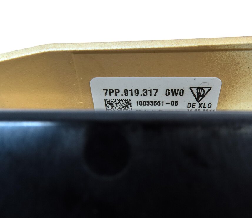 Thumbnail 7: 2012 PORSCHE PANAMERA 970 G1 FRONT CENTER ROOF DOME LIGHT MAP READING LAMP BEIGE