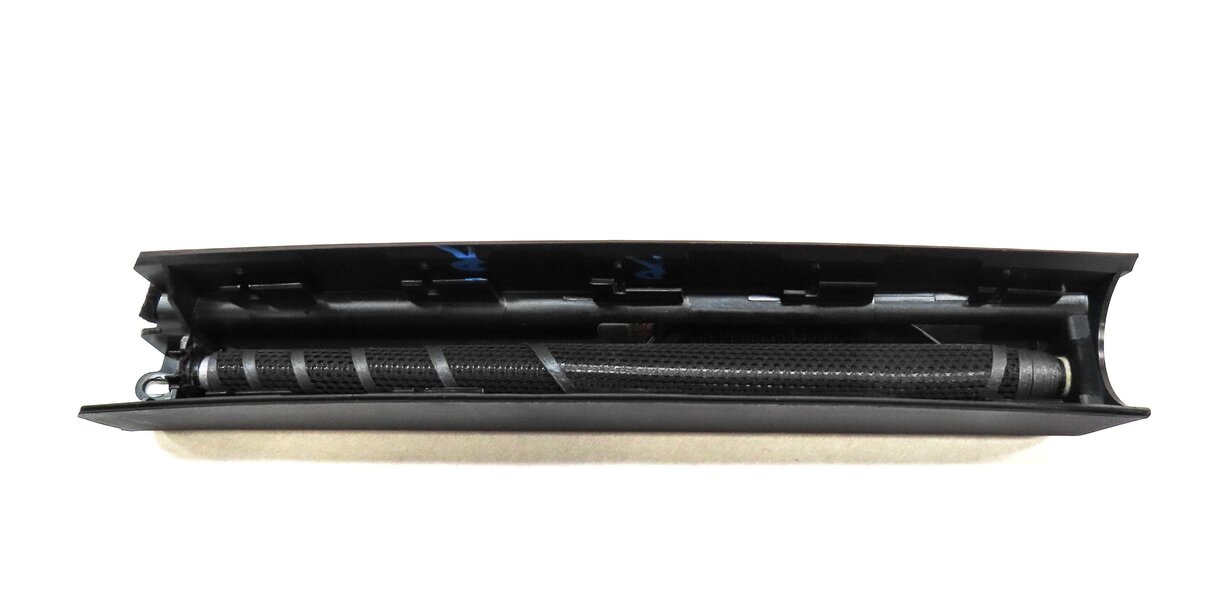 Thumbnail 3: 2012 PORSCHE PANAMERA (970 G1) REAR RIGHT QUARTER WINDOW SUN SHADE SCREEN