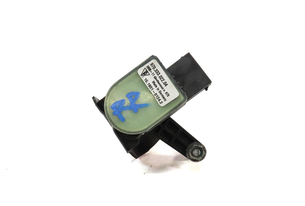 Thumbnail 2: 2012 PORSCHE PANAMERA (970 G1) REAR RIGHT HEIGHT LEVEL SENSOR 97033302204