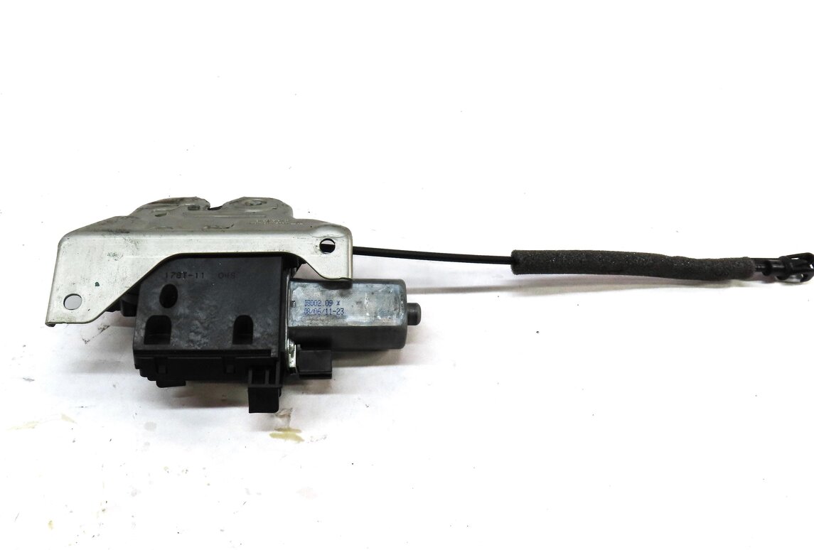 Thumbnail 3: 2012 PORSCHE PANAMERA (970 G1) REAR HATCH TRUNK LOCK LATCH ACTUATOR 97051205303