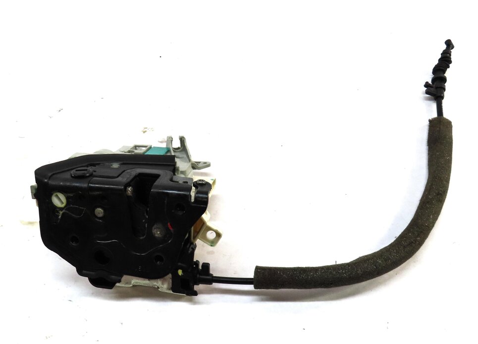 Thumbnail 3: 10-20 VW PORSCHE AUDI A3 A4 A8 S3 S4 Q5 MACAN PANAMERA - LEFT REAR DOOR LATCH