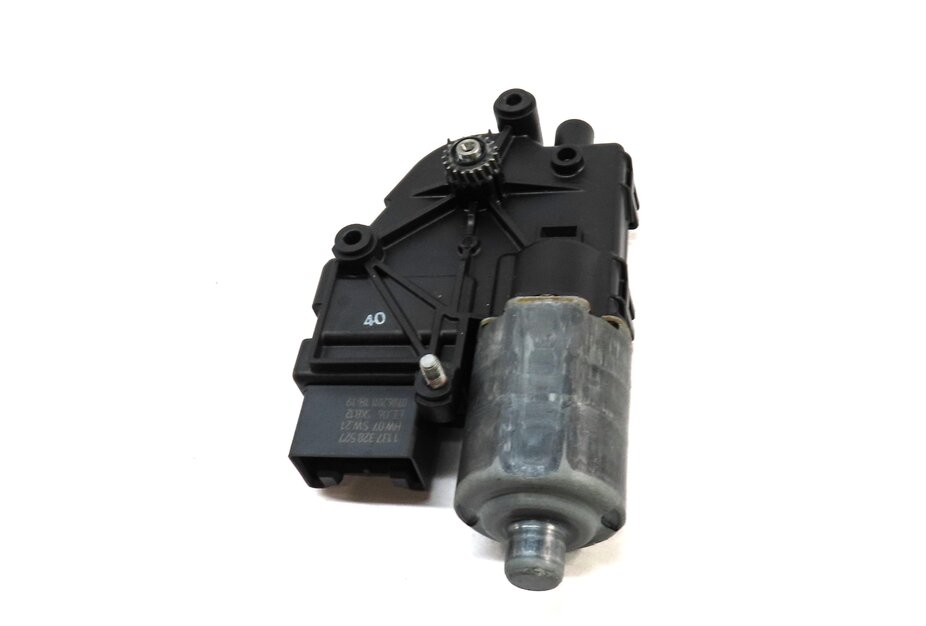 Thumbnail 4: 2010-2016 PORSCHE PANAMERA (970 G1) POWER SUNROOF WINDOW MOTOR
