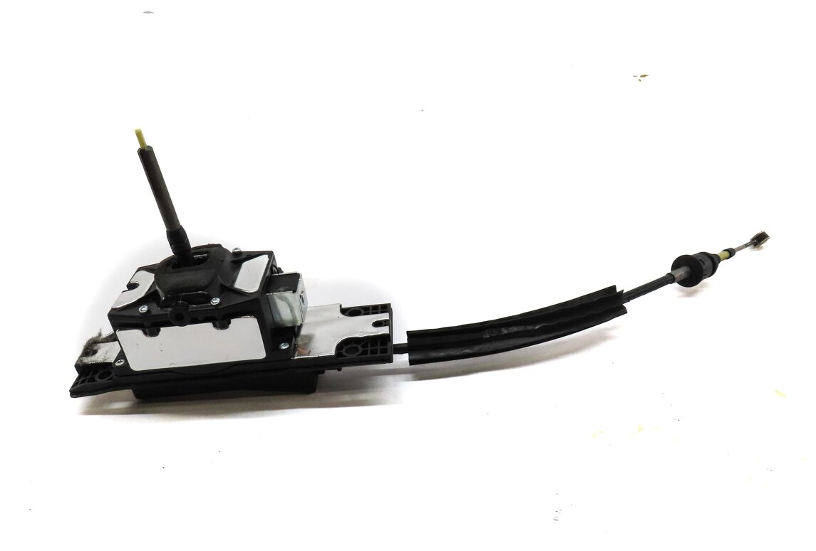 Thumbnail 2: 2010-2016 PORSCHE PANAMERA (970 G1) AUTOMATIC TRANSMISSION GEAR SHIFTER w/ CABLE