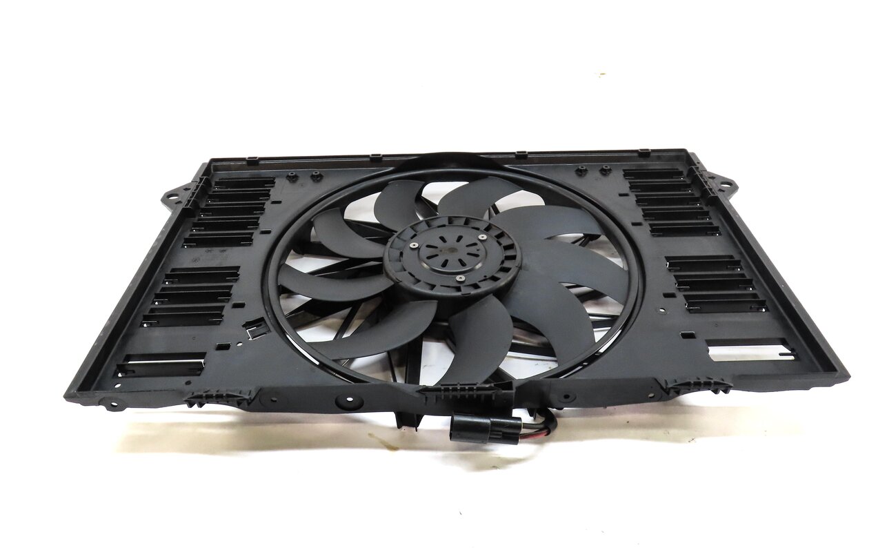 Thumbnail 3: 2010-2016 PORSCHE PANAMERA (970 G1) 3.0L / 3.6L / 4.8L - RADIATOR COOLING FAN