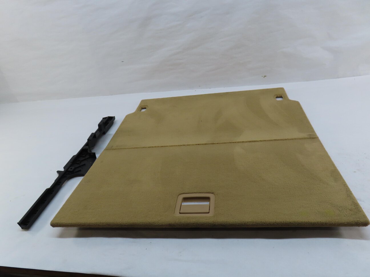 2012 PORSCHE PANAMERA (970 G1) REAR SPARE TIRE FLOOR COVER (BEIGE) 97055105304