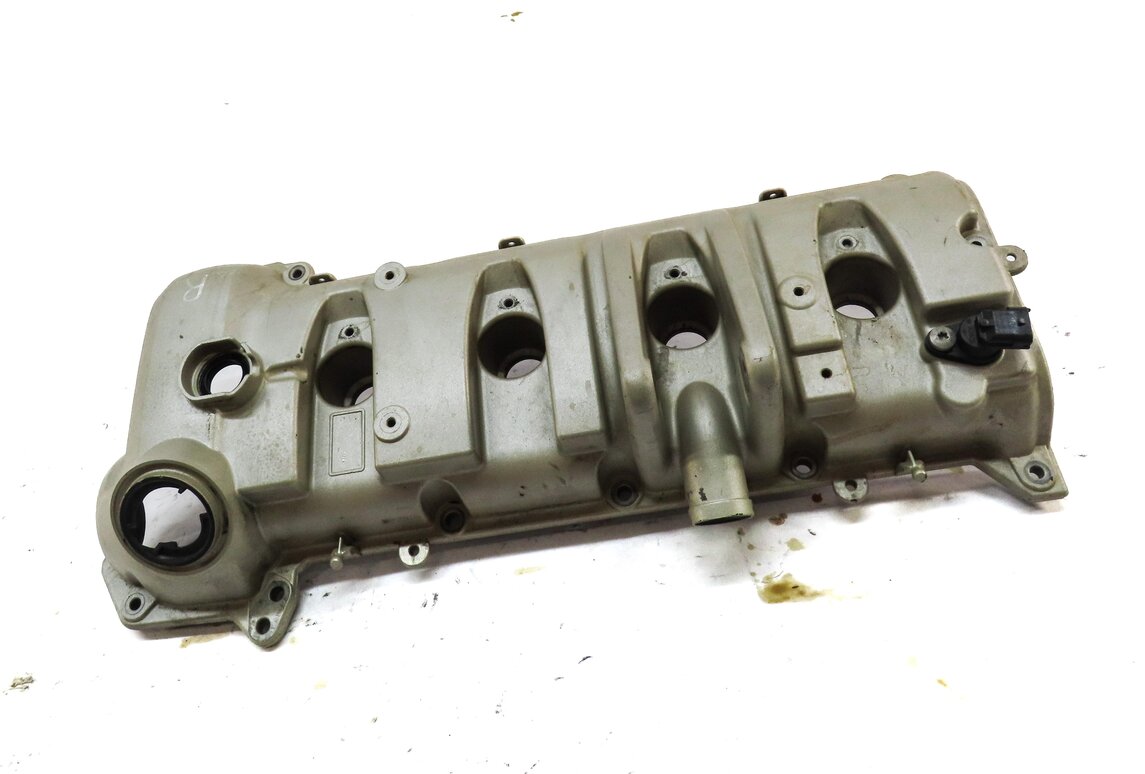 Thumbnail 1: 2010-2018 PORSCHE CAYENNE PANAMERA (958 970 G1) 4.8L V8 ENGINE RIGHT VALVE COVER