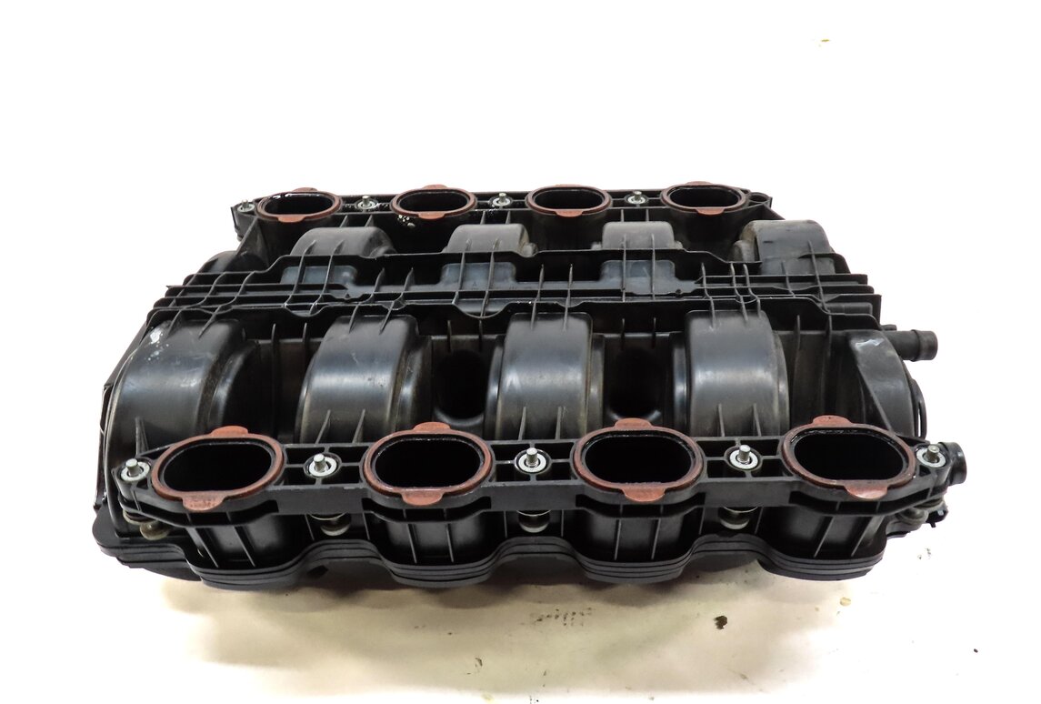 Thumbnail 6: 2010-2013 PORSCHE PANAMERA (970 G1) 4.8L M48.20 NON-TURBO ENGINE INTAKE MANIFOLD