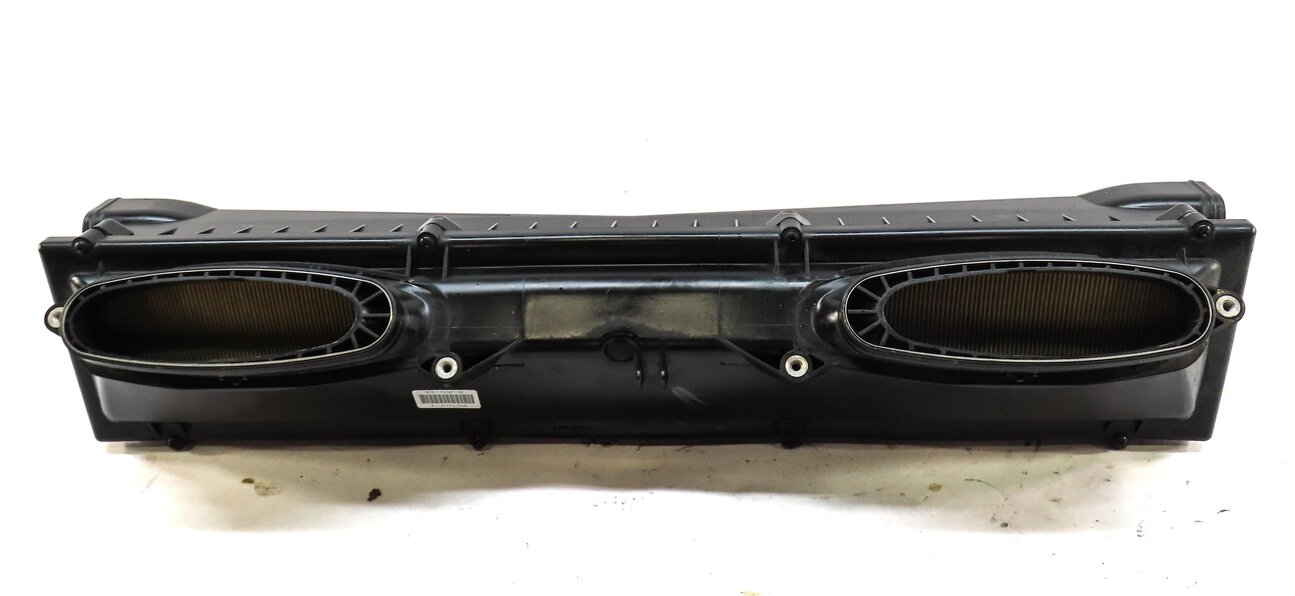 Thumbnail 1: 11-16 PORSCHE PANAMERA (970 G1) 4.8L M48.20 RWD AIR INTAKE FILTER CLEANER BOX