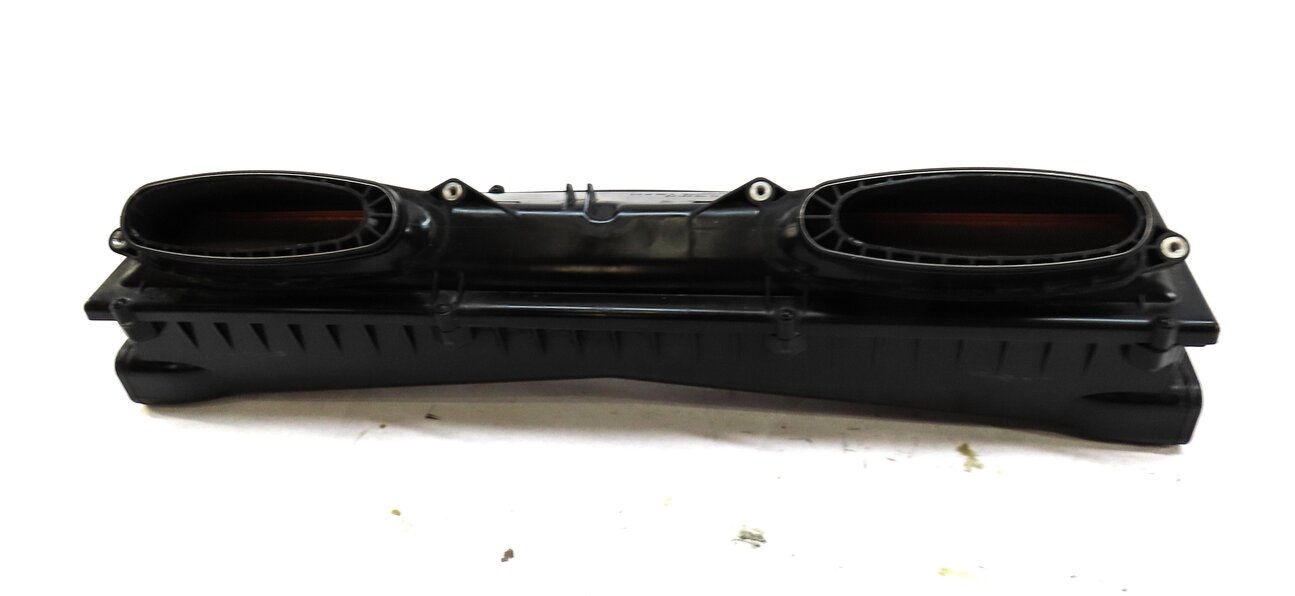 Thumbnail 5: 11-16 PORSCHE PANAMERA (970 G1) 4.8L M48.20 RWD AIR INTAKE FILTER CLEANER BOX