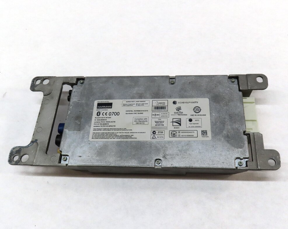 Thumbnail 3: 2013 BMW 640i LCI (F12) BLUETOOTH TELEMATICS COMMUNICATION COMBOX CONTROL MODULE