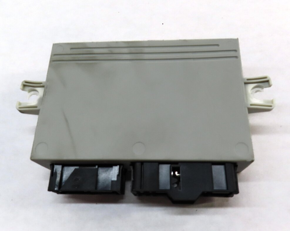 Thumbnail 4: 2012-2019 BMW 6-SERIES M6 (F12) CONVERTIBLE TOP ROOF CONTROL MODULE COMPUTER