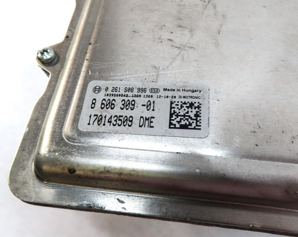 Thumbnail 3: 2013 BMW 640i (F06 F12 F13) 3.0L N55 ENGINE ECM DME IMMOBILIZER MODULE KEY SET