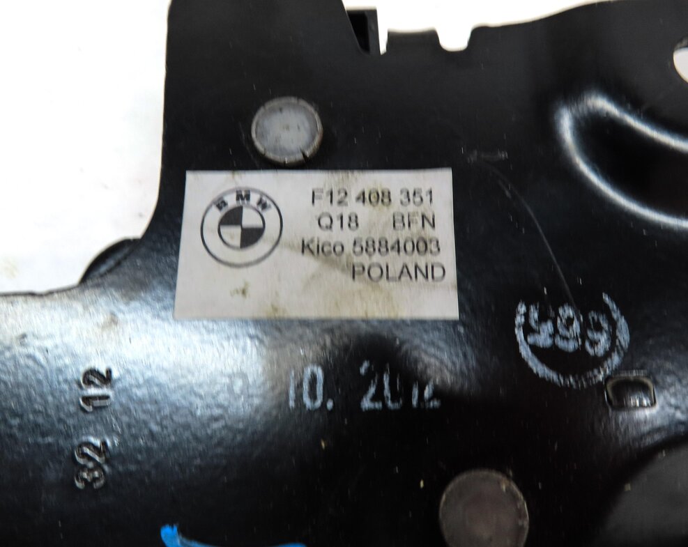 Thumbnail 6: 2013 BMW 640i LCI (F12) CONVERTIBLE REAR LEFT DRIVER CONVERTIBLE TOP HINGE