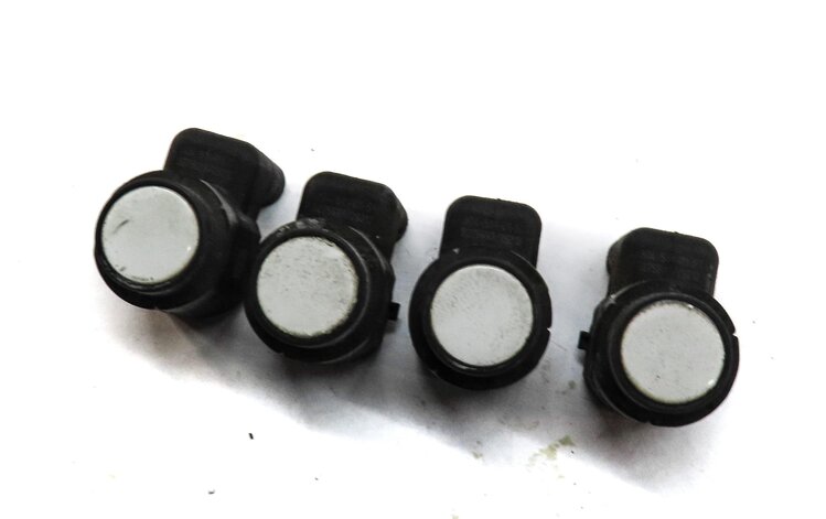 Thumbnail 1: 2013 BMW 640i LCI (F12) FRONT or REAR PDC PARK DISTANCE SENSOR SET-4 (WHITE)