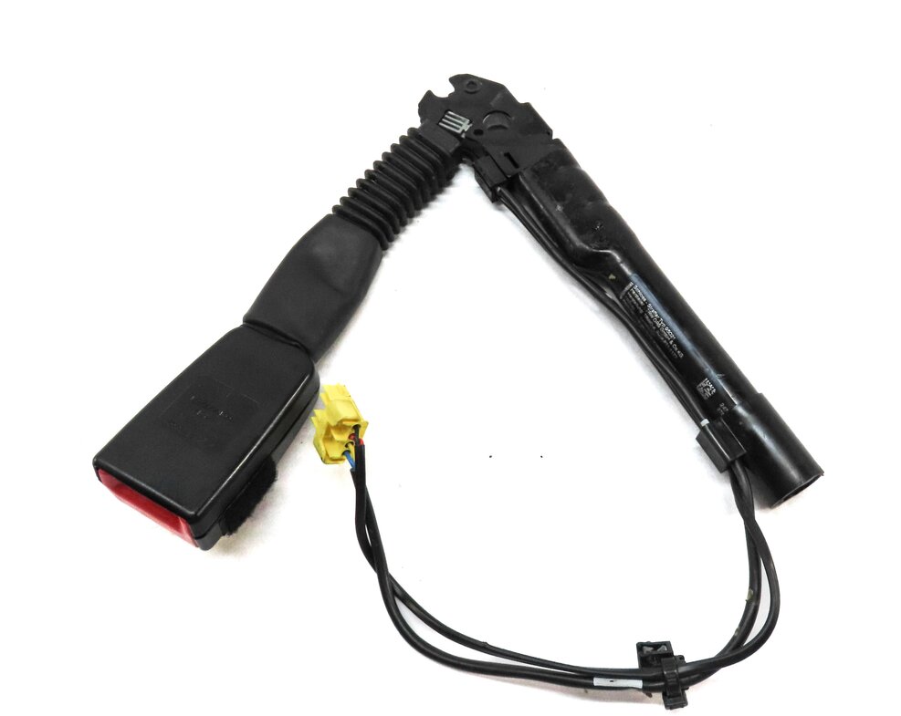 Thumbnail 3: 12-19 BMW 4 6 SERIES M4 M6 (F06 F12 F13 F32) LEFT FRONT DRIVER SEATBELT RECEIVER