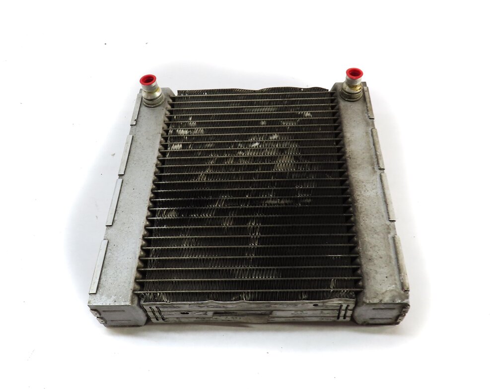 Thumbnail 2: 10-19 BMW 5 6 7 (F01 F06 F07 F10 F12) FRONT LEFT DRIVER SIDE AUXILIARY RADIATOR