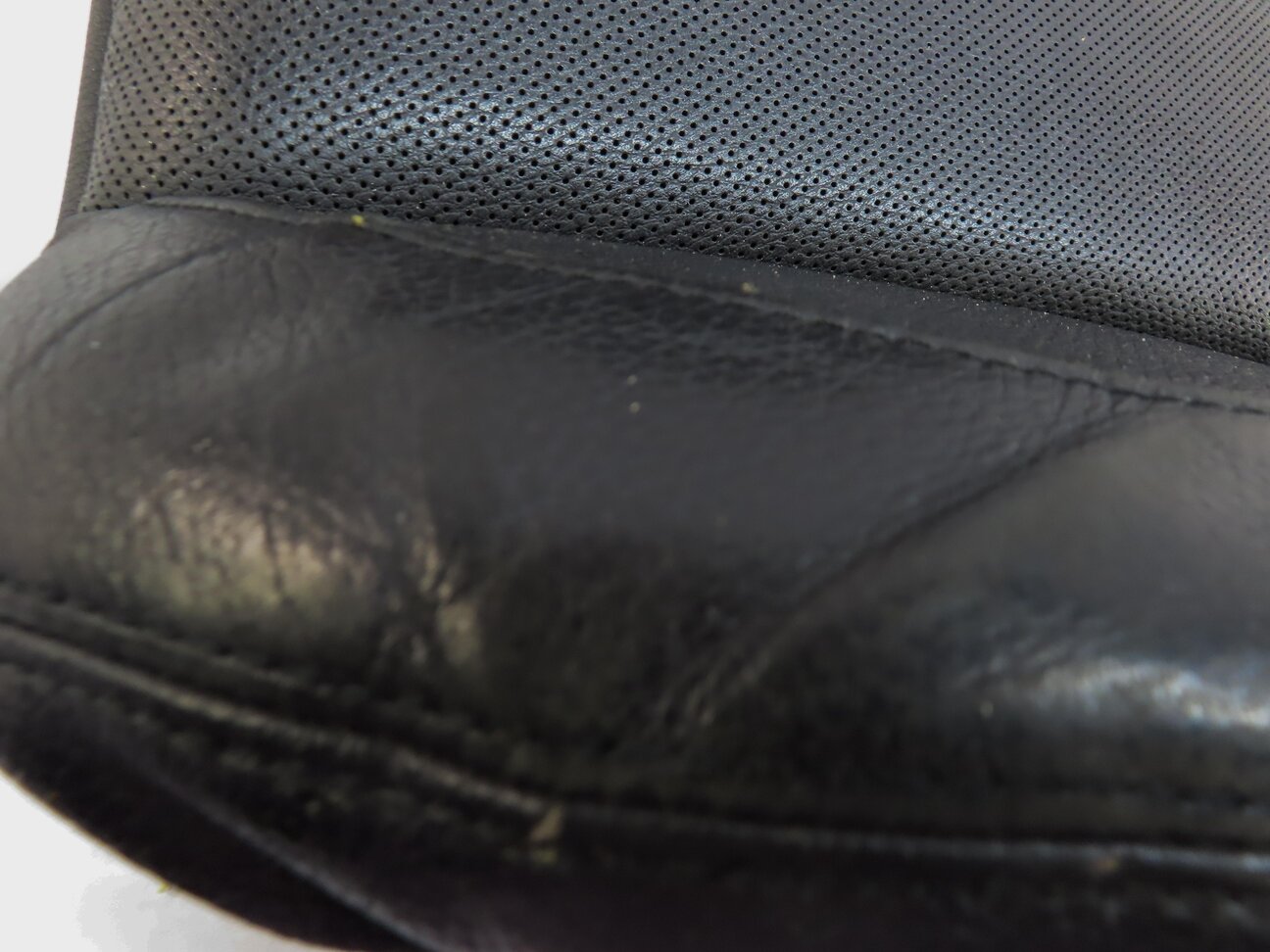 Thumbnail 6: 12-14 BMW 6-SERIES (F12) DRIVER UPPER TOP HEATED SPORT SEAT CUSHION (BLACK)