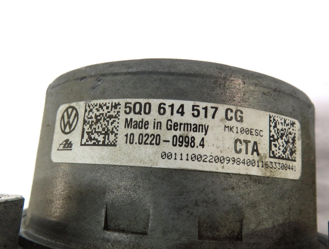 Thumbnail 6: 17-18 AUDI A3 (8V) SEDAN CONVERTIBLE ABS ANTI-LOCK BRAKE PUMP w/ CONTROL MODULE