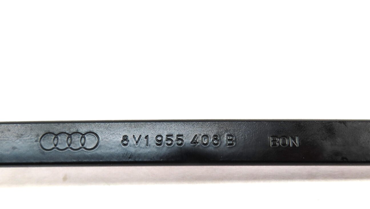 Thumbnail 6: 2015-2020 AUDI A3 S3 RS3 (8V 8Y) FRONT LEFT & RIGHT WINDSHIELD WIPER ARM SET-2