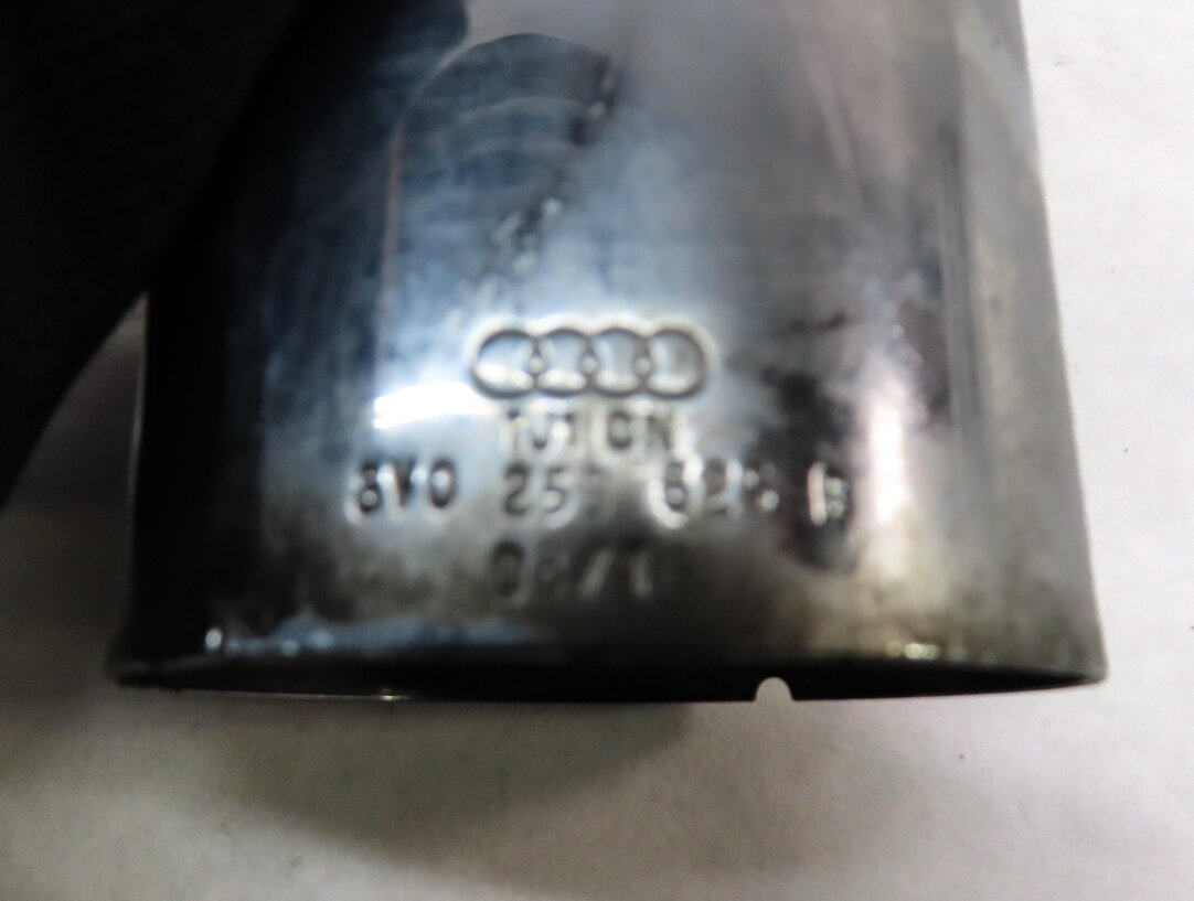 Thumbnail 6: 2017-2018 AUDI A3 (8V) 2.0L REAR LEFT & RIGHT MUFFLER EXHAUST TIP SET 2 (SILVER)