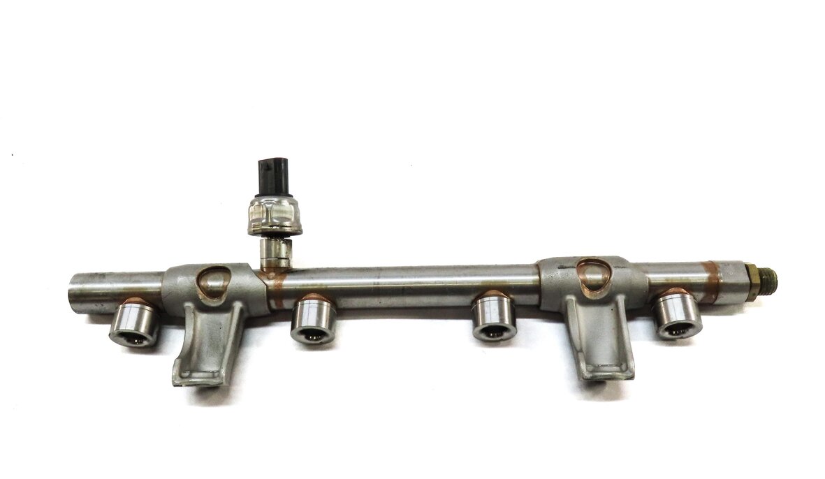 Thumbnail 3: 2017 AUDI A3 (8V) 2.0L CZRA GASOLINE ENGINE FUEL RAIL w/ SENSOR 06L133317E