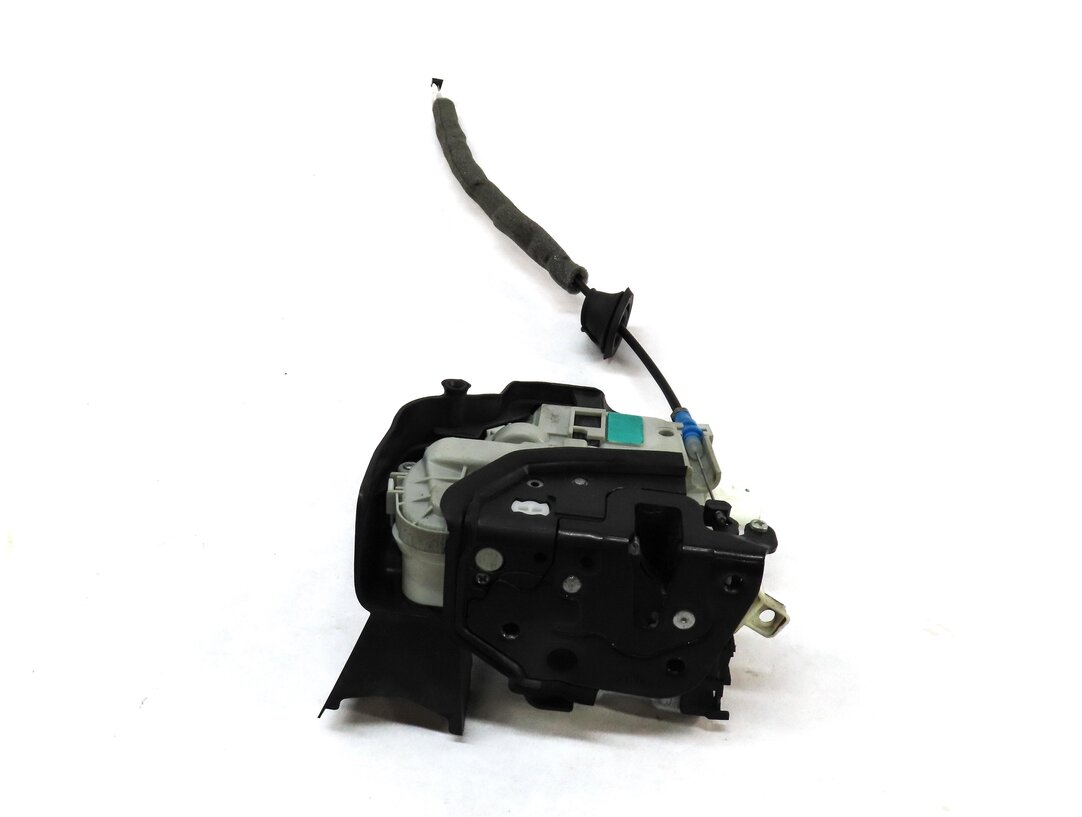 Thumbnail 4: 15-21 AUDI A3 S3 A4 Q5 TT (8V B9 MK3 FY) LEFT FRONT DRIVER DOOR LOCK LATCH