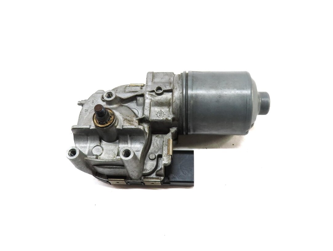 Thumbnail 4: 2015-2018 AUDI A3 S3 RS3 (8V) SEDAN / CONVERTIBLE - FRONT WINDSHIELD WIPER MOTOR