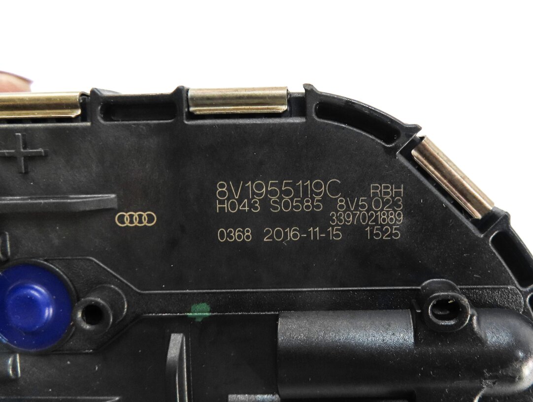Thumbnail 6: 2015-2018 AUDI A3 S3 RS3 (8V) SEDAN / CONVERTIBLE - FRONT WINDSHIELD WIPER MOTOR